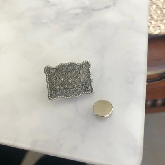 Vintage Finalist Rodeo Pin - Picture 1 of 3